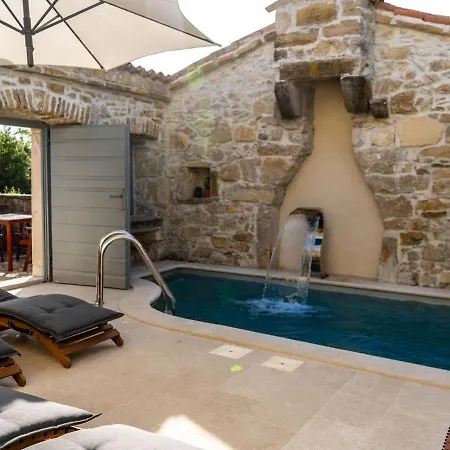 Comfortable Holiday With Pool Potpican
