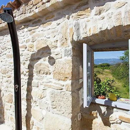 Comfortable Holiday With Pool Holiday home